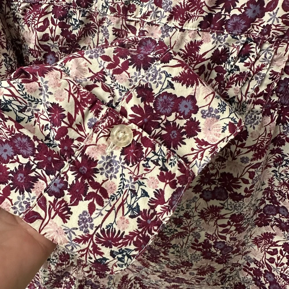 Eddie Bauer Floral Button-Up Blouse M Burgundy Pink Cotton Collared V-Neck EUC